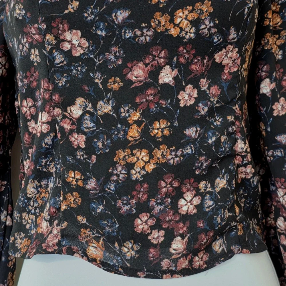 Abercrombie‎ & Fitch Dark Floral Puff Sleeve Top Sz XS Sheer Square Alt Romantic